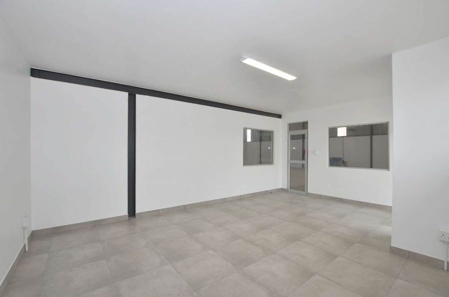 To Let Commercial Property for Rent in Dal Josafat Western Cape